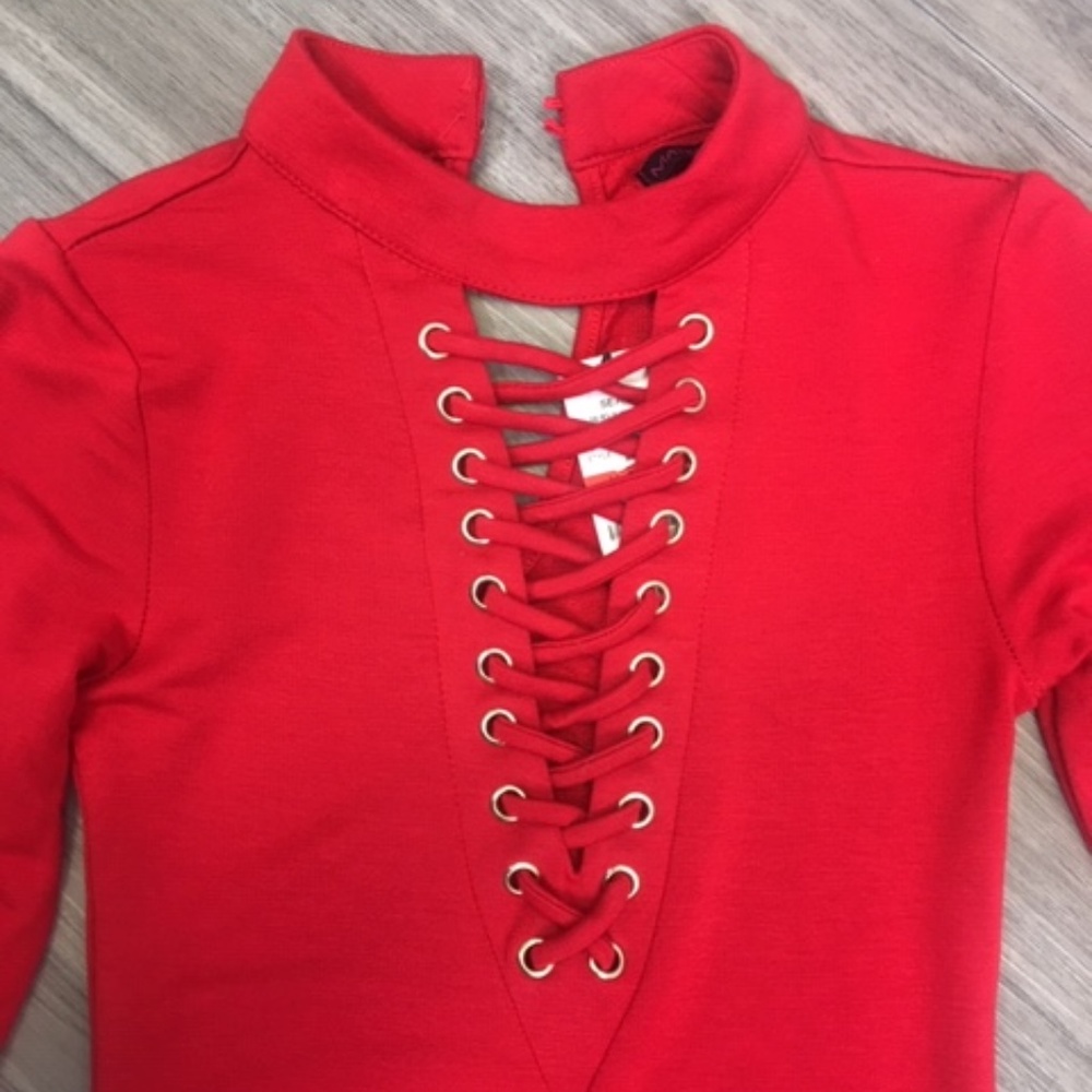 Juniors' Lace-Up Bodycon Dress - Picture 6 of 8